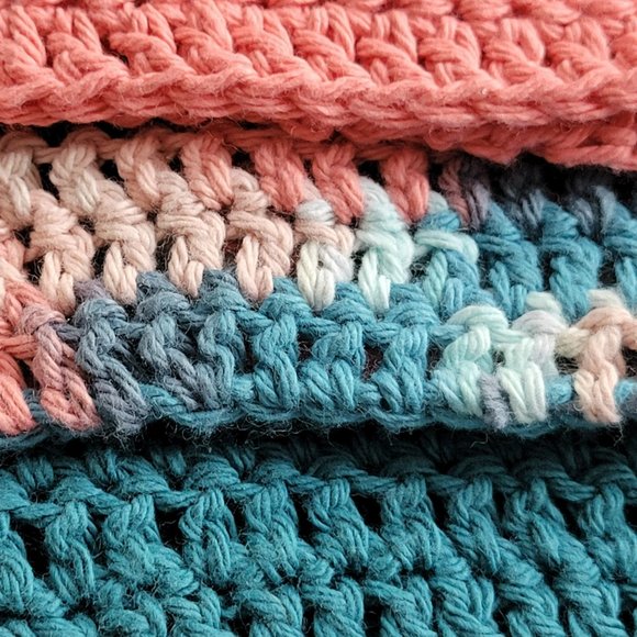 🎀Host Pick🎀HANDMADE Crochet Washcloths Set of 3 Expertly Created - Picture 7 of 8
